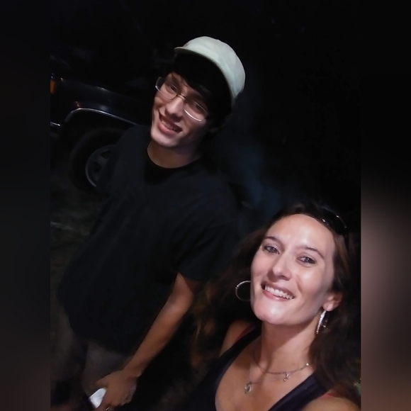 Meet your Posher, Bideo - Picture 4 of 14